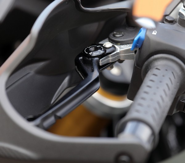 Palanca de embrague Aprilia Caponord Racing milled - negro